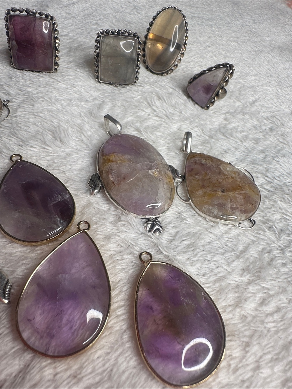 Crystal Goddess Amethyst Collection - Picture 2 of 8